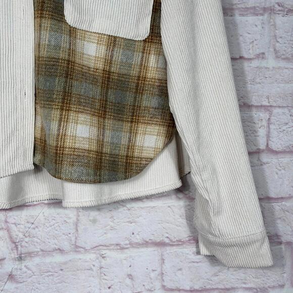 Blu Pepper Plaid and Corduroy Button-Up Shirt Medium - Picture 3 of 7